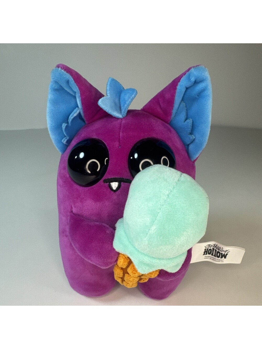 2021 Thimblestump Hollow Foxtrot  Holding IceCream Cone 7" Tall Plush